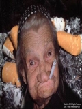 Bunica Fumeaza, Fotografii